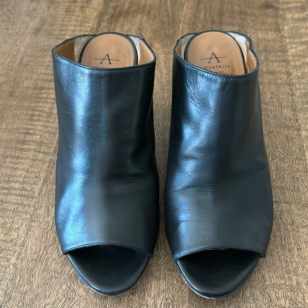 AQUATALIA MULE PEEP TOE HEEL
